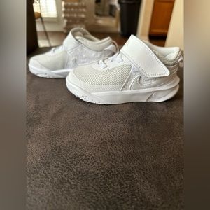 Team Hustle D 10 Toddler 8C